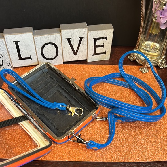 Florida Gators Wallet Wristlet or Crossbody nwot - Picture 11 of 15